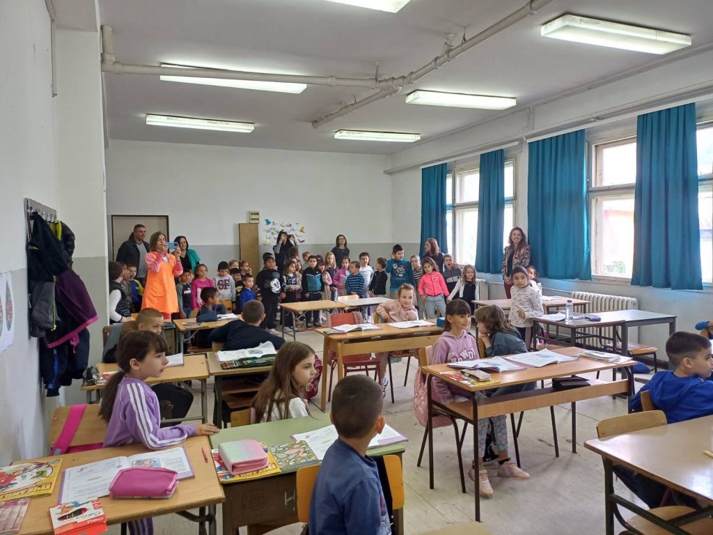 Будући прваци у посети нашој школи