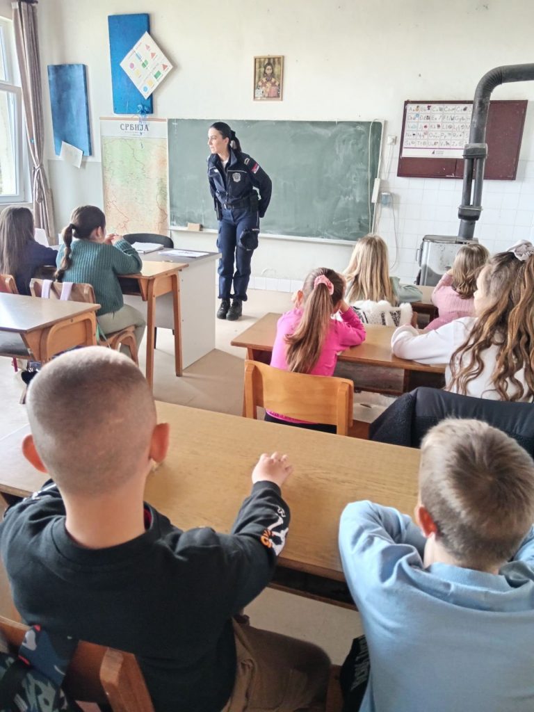 Правилно и безбедно понашање у саобраћају